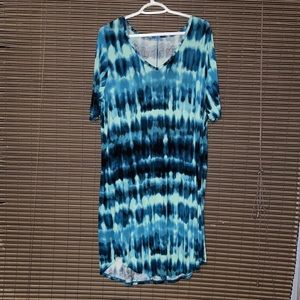 Brand: Torrid, Size: 2, Color: Multi Color Dark Blue, Blue, Light Blue